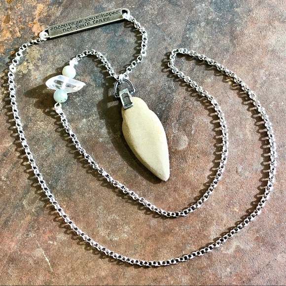 Driftwood, Quartz Crystal and Labradorite Bracelet - Picture 6 of 11